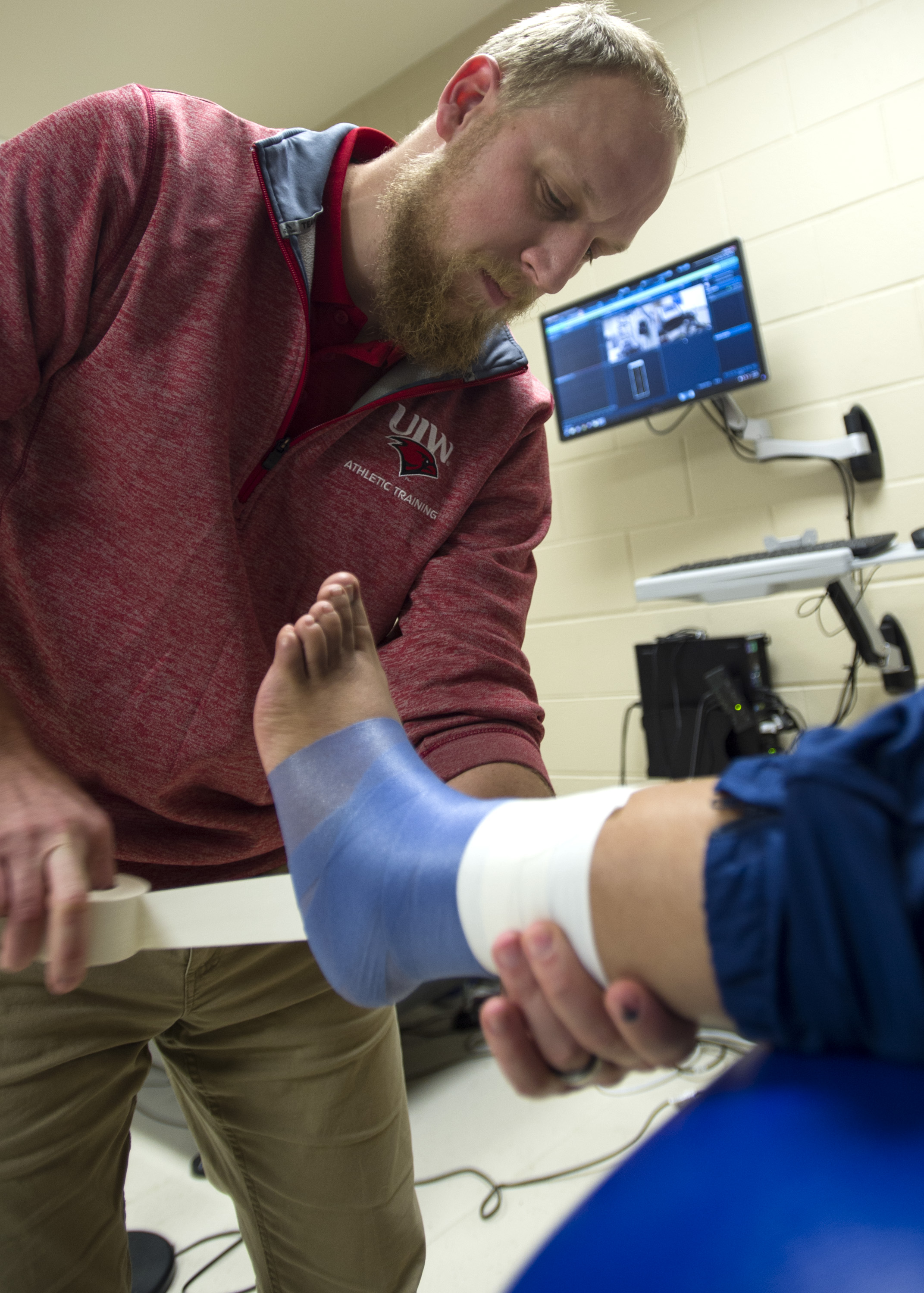 Steps to Become an Athletic Trainer - Training & Conditioning
